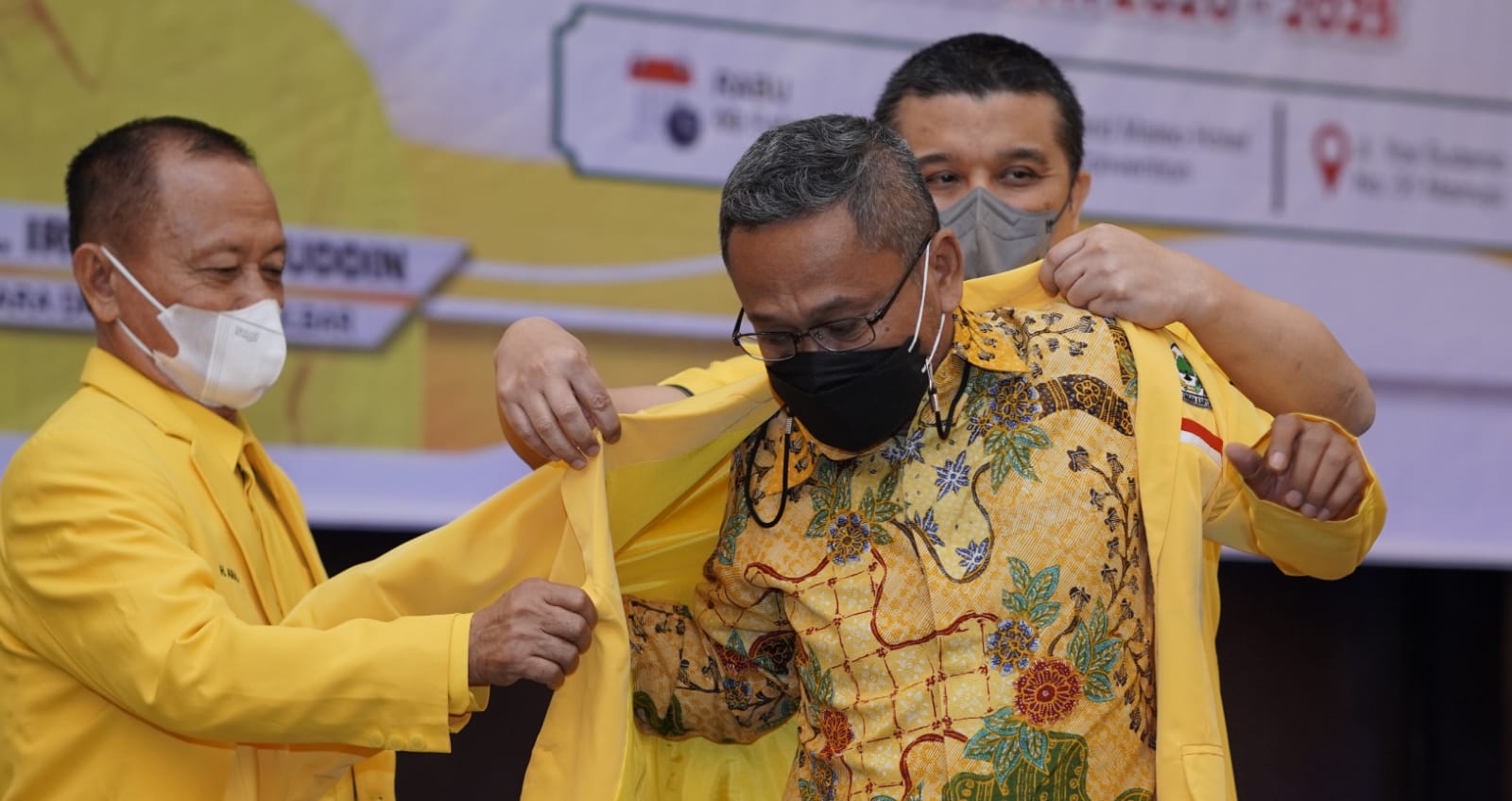 Mantan Ketua Hanura Sulbar Kini Jadi Ketua Harian Golkar Sulbar
